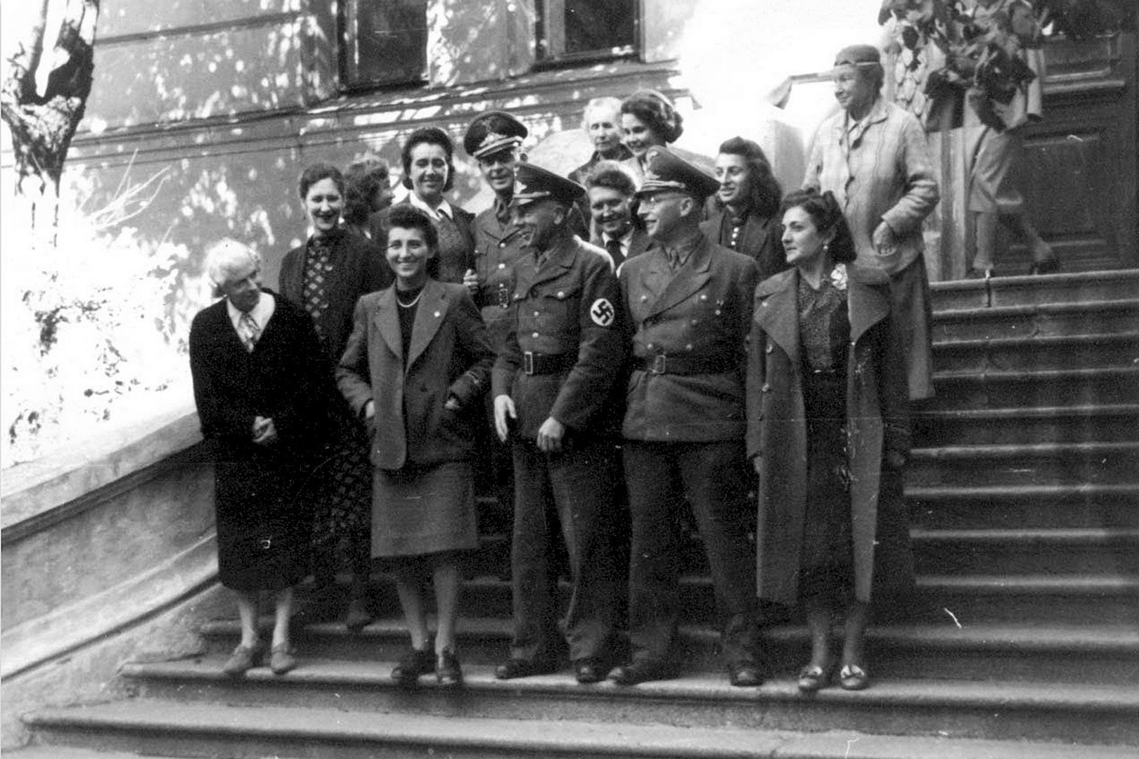       1941-45.