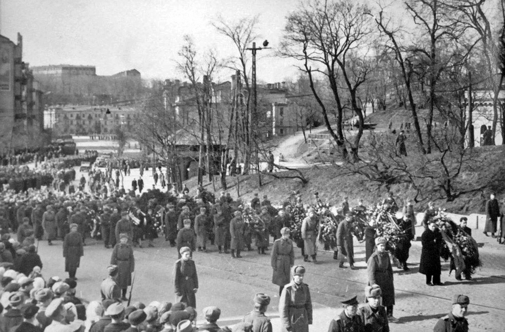       1941-45.