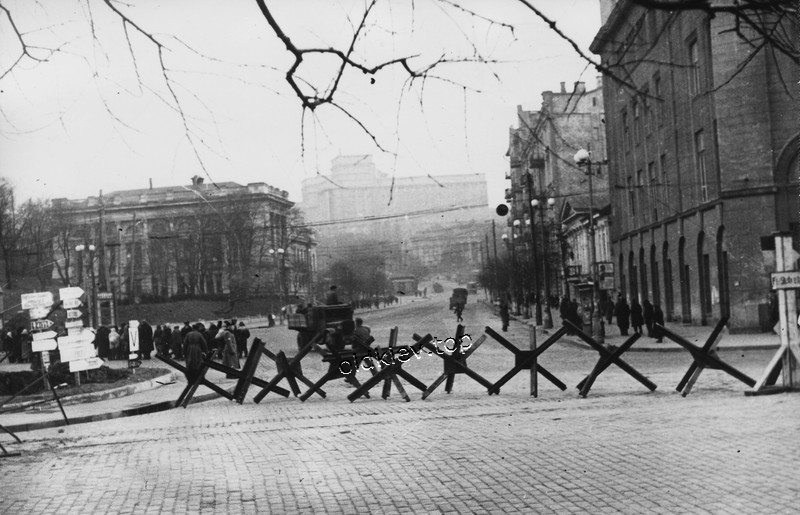      1941-45.