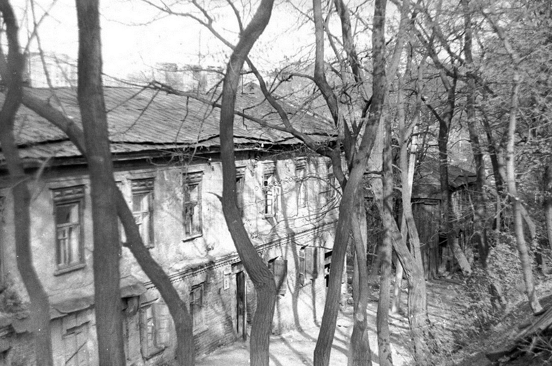 Кияновский пер.