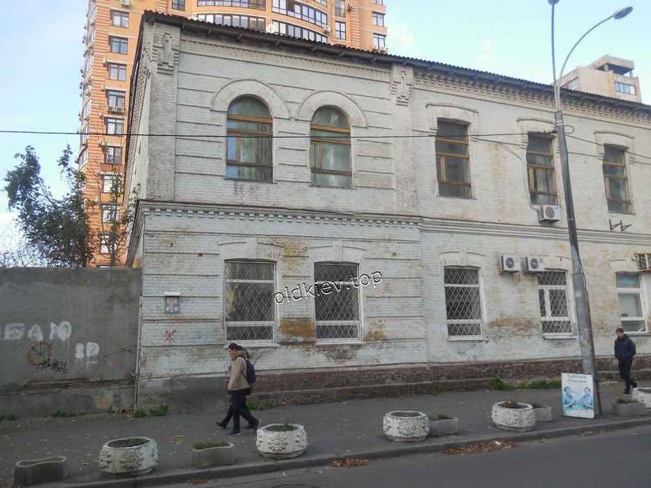  , 19