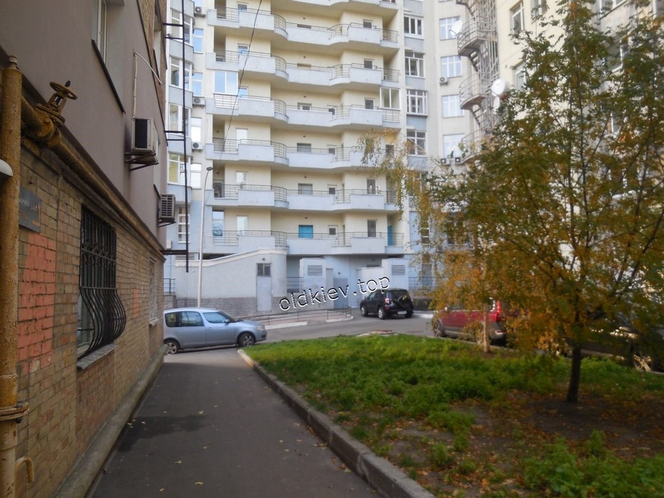  , 19