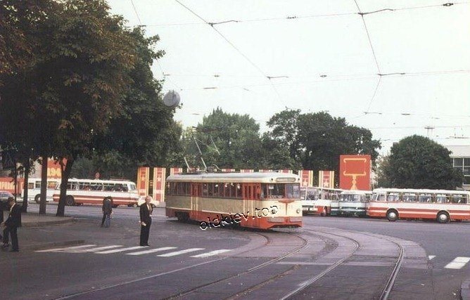Киев. пл. Славы
