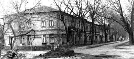 Киев. улица Ямская