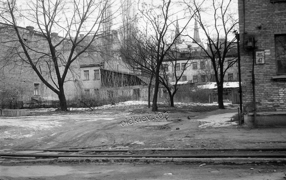 Киев. улица Ямская